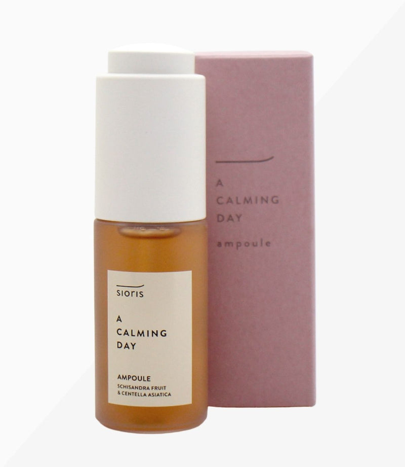 Foto von SIORIS A Calming Day Ampoule mit Verpackung